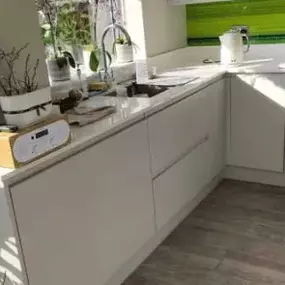 Bild von Straight Line Decorating Building & Home Improvements