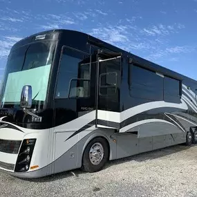 Bild von Courvelle's RV