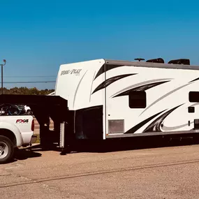 Bild von Alpha Trailer and Truck Specialties, LLC