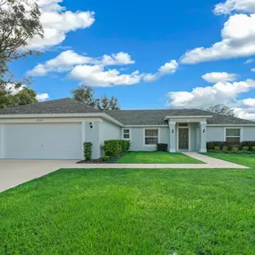 Bild von Marion Oaks New Construction Model Home - Homes by Deltona