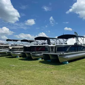Bild von Russell Marine Boating & Outdoors