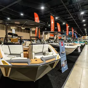 Bild von Russell Marine Boating & Outdoors