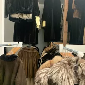 Bild von T. Jeff Haughton Fine Furs