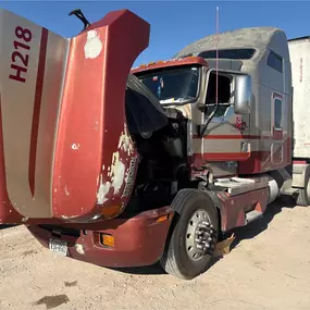 From emergency recoveries to long-haul tows, Phoenix Heavy Towing in Laveen delivers professional, heavy-duty towing without the wait.