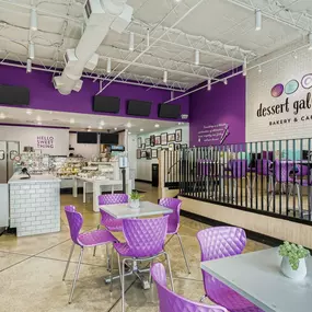 Step into Dessert Gallery in Houston and discover an irresistible lineup of handcrafted treats, from chewy cookies and fudgy brownies to elegant custom cakes.