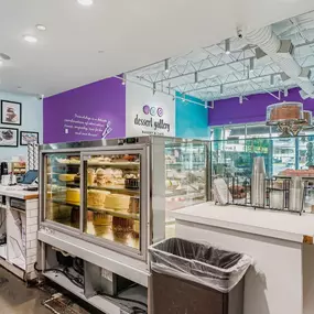 Treat yourself at Dessert Gallery Houston, where desserts are made the old-fashioned way—from scratch, by hand, and with the finest ingredients around.
