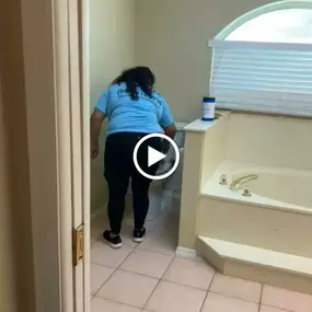 Bild von Manatee Ladies Cleaning