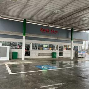 Bild von CoinFlip Bitcoin ATM - BP (Cartersville)