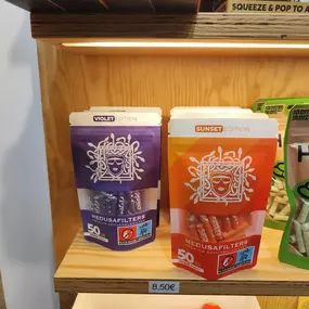 håmphavn - Headshop - GrowShop - CBD kaufen Hamburg, CBD Öle, Cremes & Kosmetik, 10-OH-HHC , T.A.C. uvm. Medusa Filters Aktivkohlefilter in Violet Edition und Sunset Edition – Premium Filter im Headshop Hamburg.