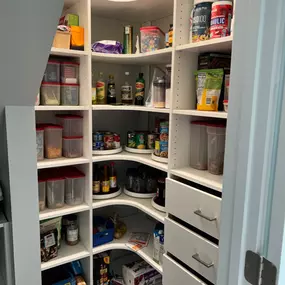 Bild von Impeccable Closets