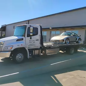 Bild von Dallas Tow & Go - Garland