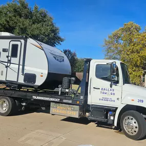 Bild von Dallas Tow & Go - Garland