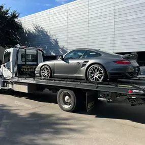 Bild von Dallas Tow & Go - Garland