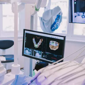 Bild von EB Dental  Worcester Park