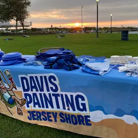 Bild von Davis Painting