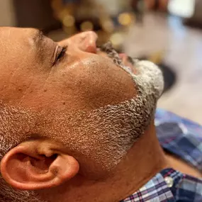 Bild von Emperor Cut & Laser Barbershop
