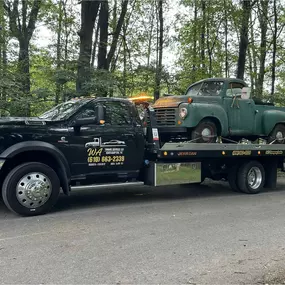WA Towing Services is proud to offer specialty towing for vintage and classic vehicles across Allentown, Northampton, and the greater Lehigh Valley.
This image features our Jerr-Dan flatbed tow truck carefully transporting an old-school green International Harvester pickup from a wooded roadside — showcasing our expertise in sensitive, low-clearance, and antique vehicle recovery.

???? 745 1/2 N Front St, Allentown, PA 18102
???? (610) 663-2339
???? www.wa-towing.com

✅ Classic truck towing spec