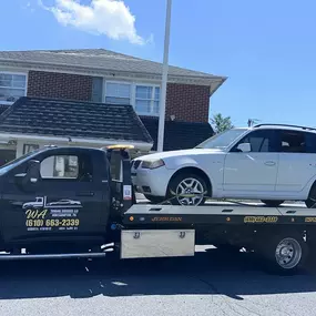 Another reliable tow by WA Towing Services — this time transporting a white BMW X3 from a residential area in Allentown, PA.
Using our trusted Jerr-Dan flatbed tow truck, we ensure safe, damage-free towing for luxury and European vehicles. Whether it's emergency towing or scheduled vehicle transport, our team is ready 24/7.

???? 745 1/2 N Front St, Allentown, PA 18102
???? (610) 663-2339
???? www.wa-towing.com

✅ BMW & luxury car towing
✅ Flatbed towing specialists
✅ Fast, secure vehicle transp