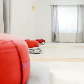 Bild von R-AUM für Yoga und Therapie