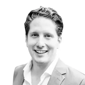 David Mayer ist Geschäftsführer von Ihr Fairer Makler und steht für transparente Immobilienvermittlung mit einem klaren Anspruch: faire Provisionen, professionelle Beratung und persönliche Betreuung beim Kauf oder Verkauf von Immobilien in Bremen & Hamburg.