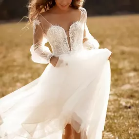 Bild von STINA • JON • RIGA | Swiss Wedding Fashion Bern