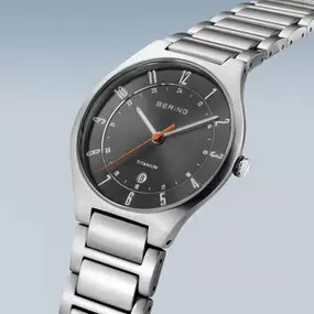Bild von Juwelier Szenario Uhren Schmuck Accessoires