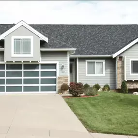 Bild von Overhead Door Company of Puget Sound - Sumner Branch