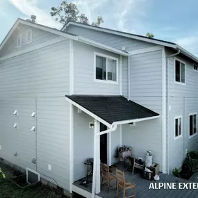 Bild von Alpine Exteriors | Siding, Roofing & Windows