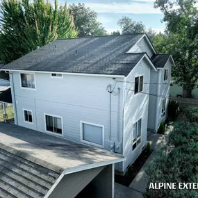 Bild von Alpine Exteriors | Siding, Roofing & Windows