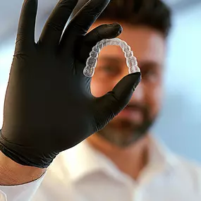 Bild von Kieferorthopäde Frankfurt - Hakim Healthcare - Dr. Mohammad Hakim