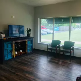 Waiting Room | Mini Dental Implant Centers of America in Springfield, MO | Dr. Thomas Baggett, III
