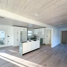 Bild von Alpine Contracting | Home Remodel, Bathroom and Kitchen Remodeling & Construction