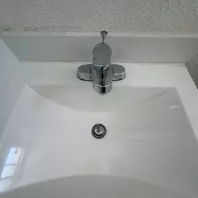 Bild von Shiny Mint Cleaning LLC/ cleaning services Escondido
