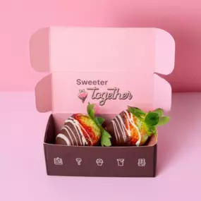 strabwerries dipped in chocolate