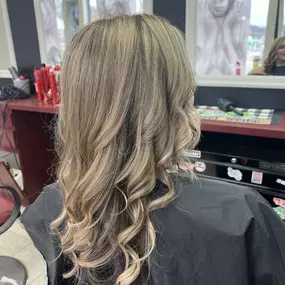 Bild von Hair Force Salon