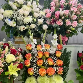 Roses Land Corp - flower arrangement