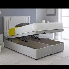 Bild von B23 Furnishings