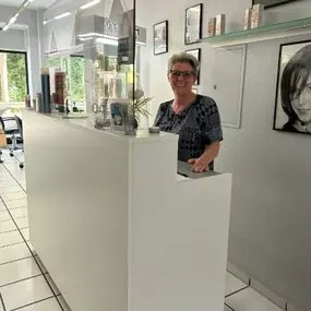 Bild von Manuela's Friseurteam Inh. Manuela Zenzes