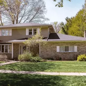 Bild von Veteran Roofing & Exteriors