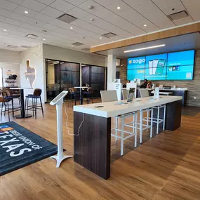 Inside the lobby area of the CUTX Kilgore, Texas branch