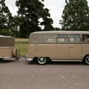 Bild von Retro 2 Restos GB Ltd.