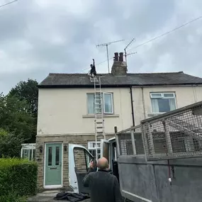 Bild von 24 Hr Rapid Roofing & Gutter Service
