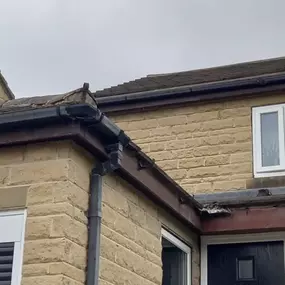 Bild von 24 Hr Rapid Roofing & Gutter Service