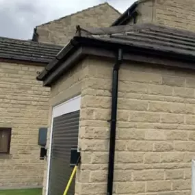 Bild von 24 Hr Rapid Roofing & Gutter Service