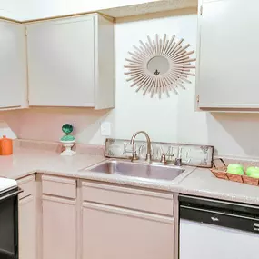 Bright and spacious kitchens