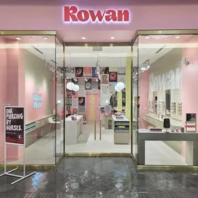 Bild von Rowan Lakeside Shopping Center