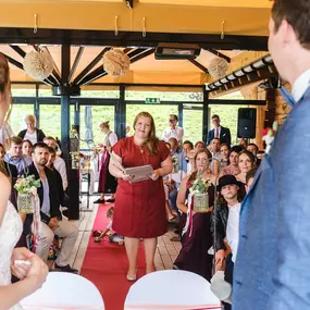 Bild von Freie Rednerin und Hochzeitssängerin Simone Kujawa