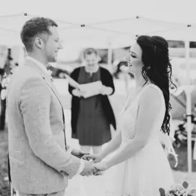 Bild von Freie Rednerin und Hochzeitssängerin Simone Kujawa