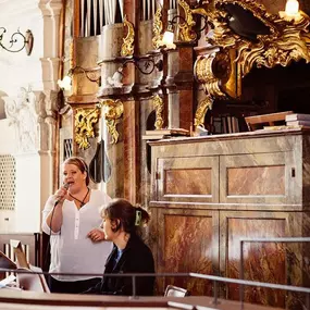 Bild von Freie Rednerin und Hochzeitssängerin Simone Kujawa