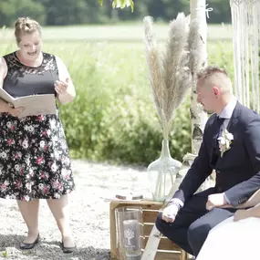 Bild von Freie Rednerin und Hochzeitssängerin Simone Kujawa